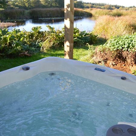 Rose Shepherds Hut Badlesmere Buitenkant foto