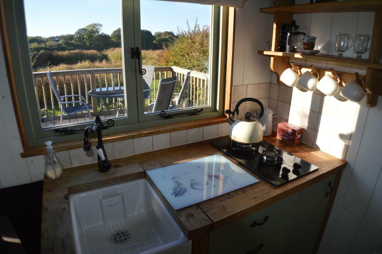 Rose Shepherds Hut Badlesmere Buitenkant foto